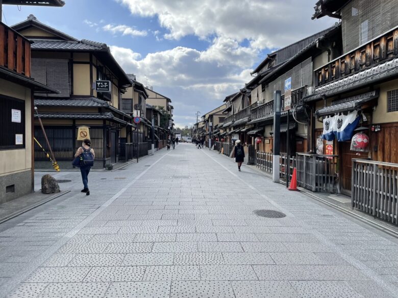 京都・花見小路通の様子